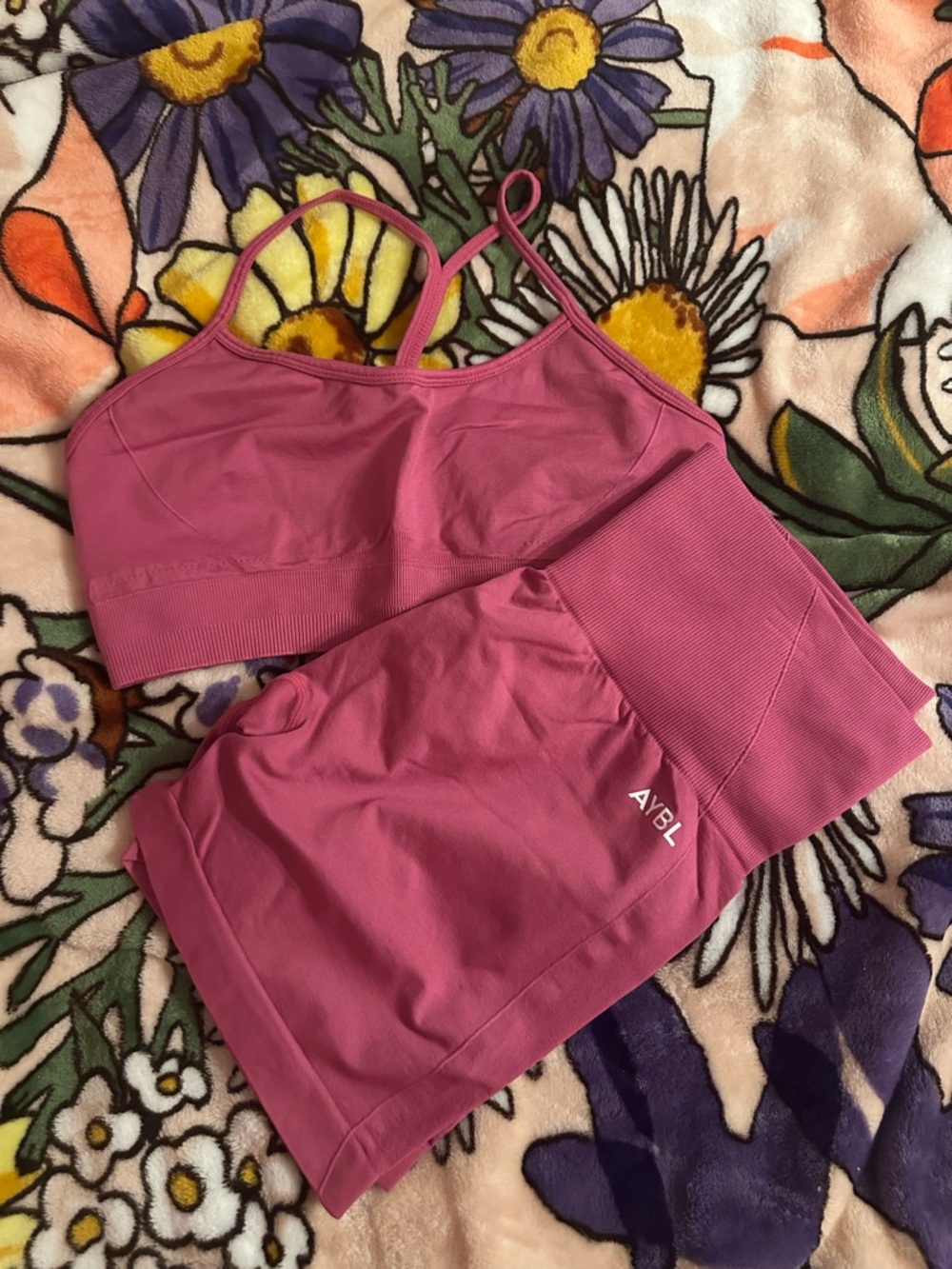 NWOT AYBL active set